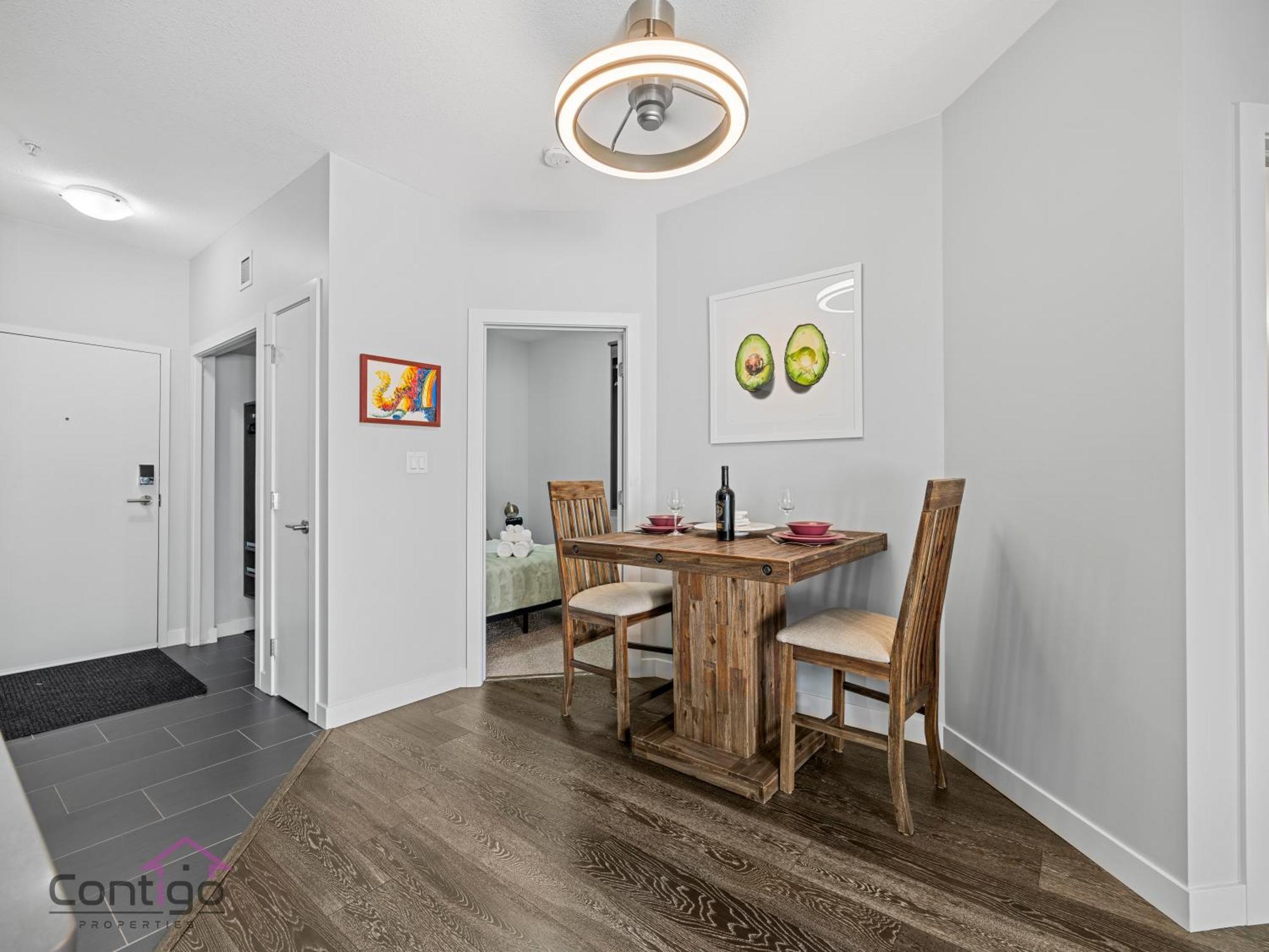 Studio Loft, 2 Bd, Ug Parking, 5 Min To Rogers! Edmonton Exterior photo