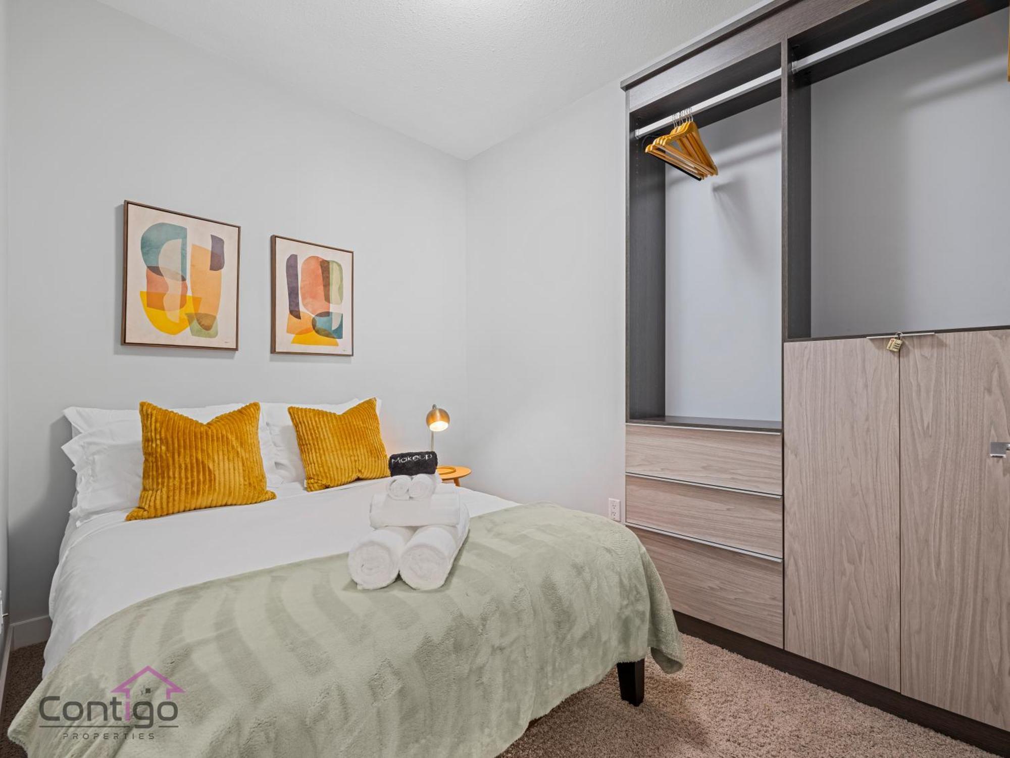 Studio Loft, 2 Bd, Ug Parking, 5 Min To Rogers! Edmonton Exterior photo