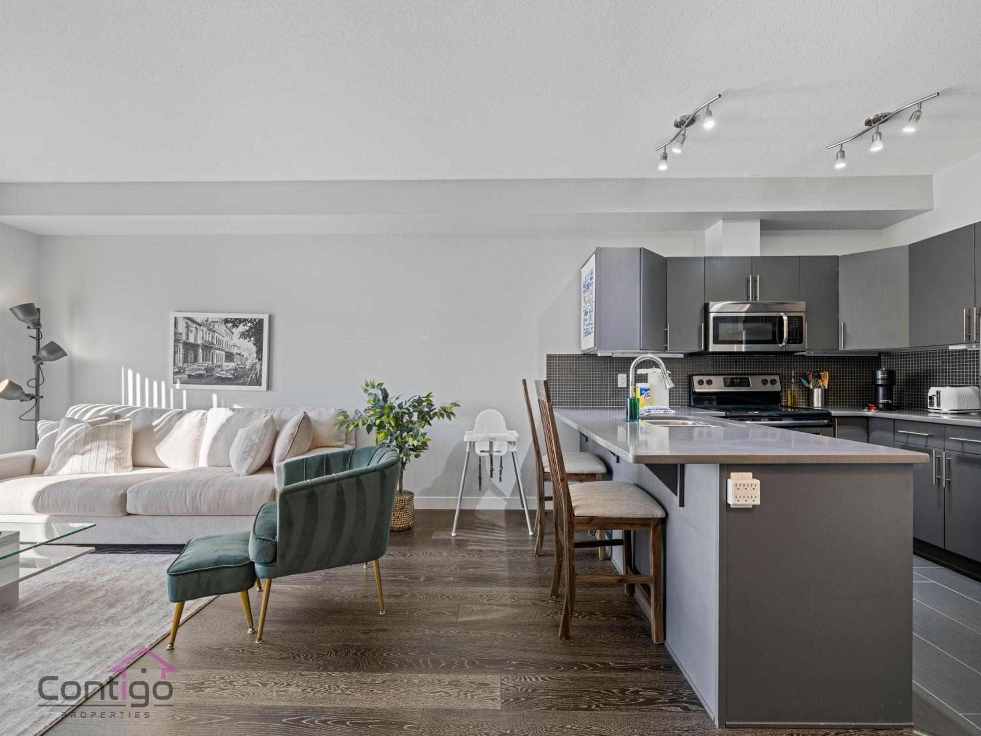 Studio Loft, 2 Bd, Ug Parking, 5 Min To Rogers! Edmonton Exterior photo