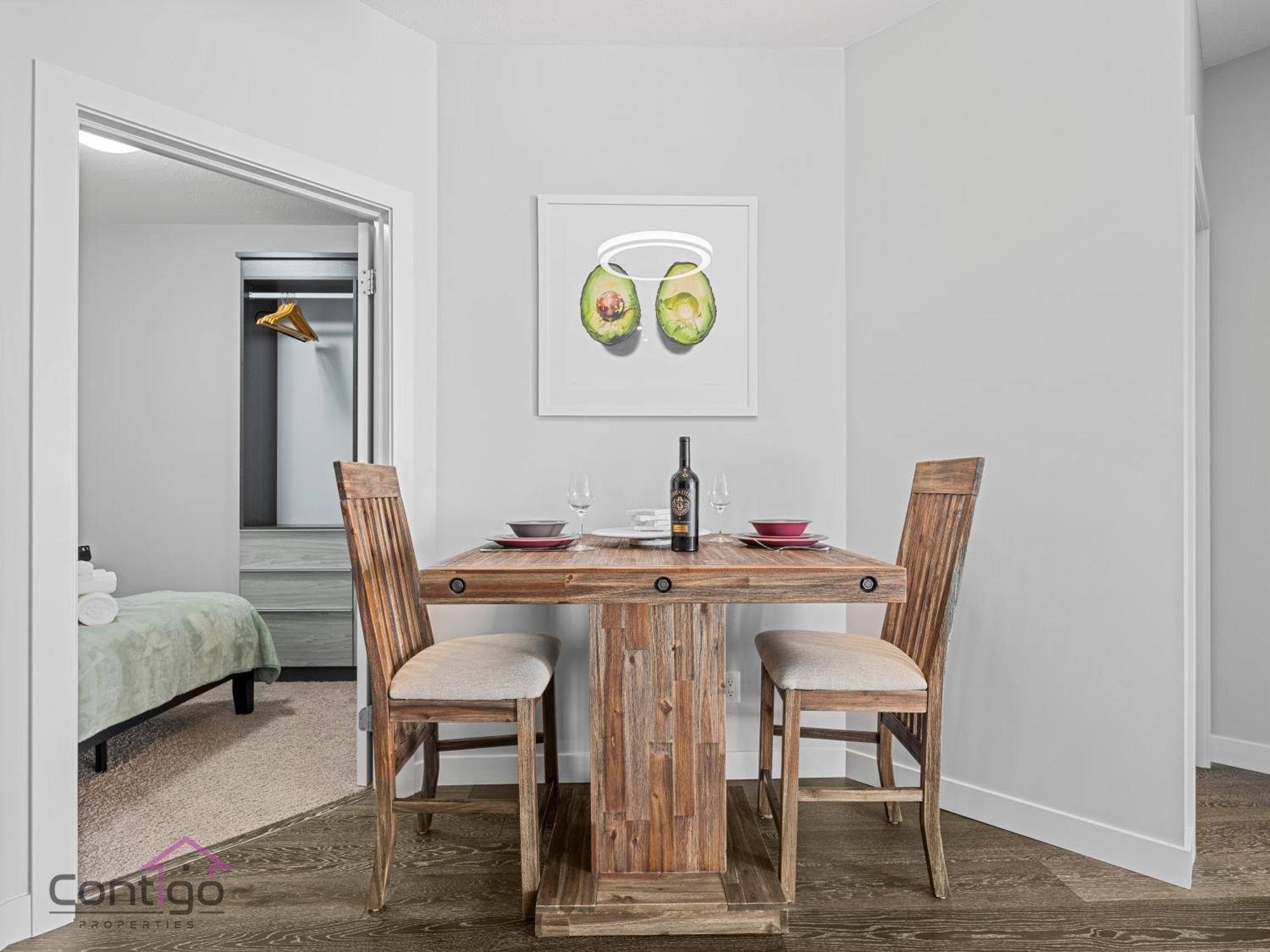 Studio Loft, 2 Bd, Ug Parking, 5 Min To Rogers! Edmonton Exterior photo