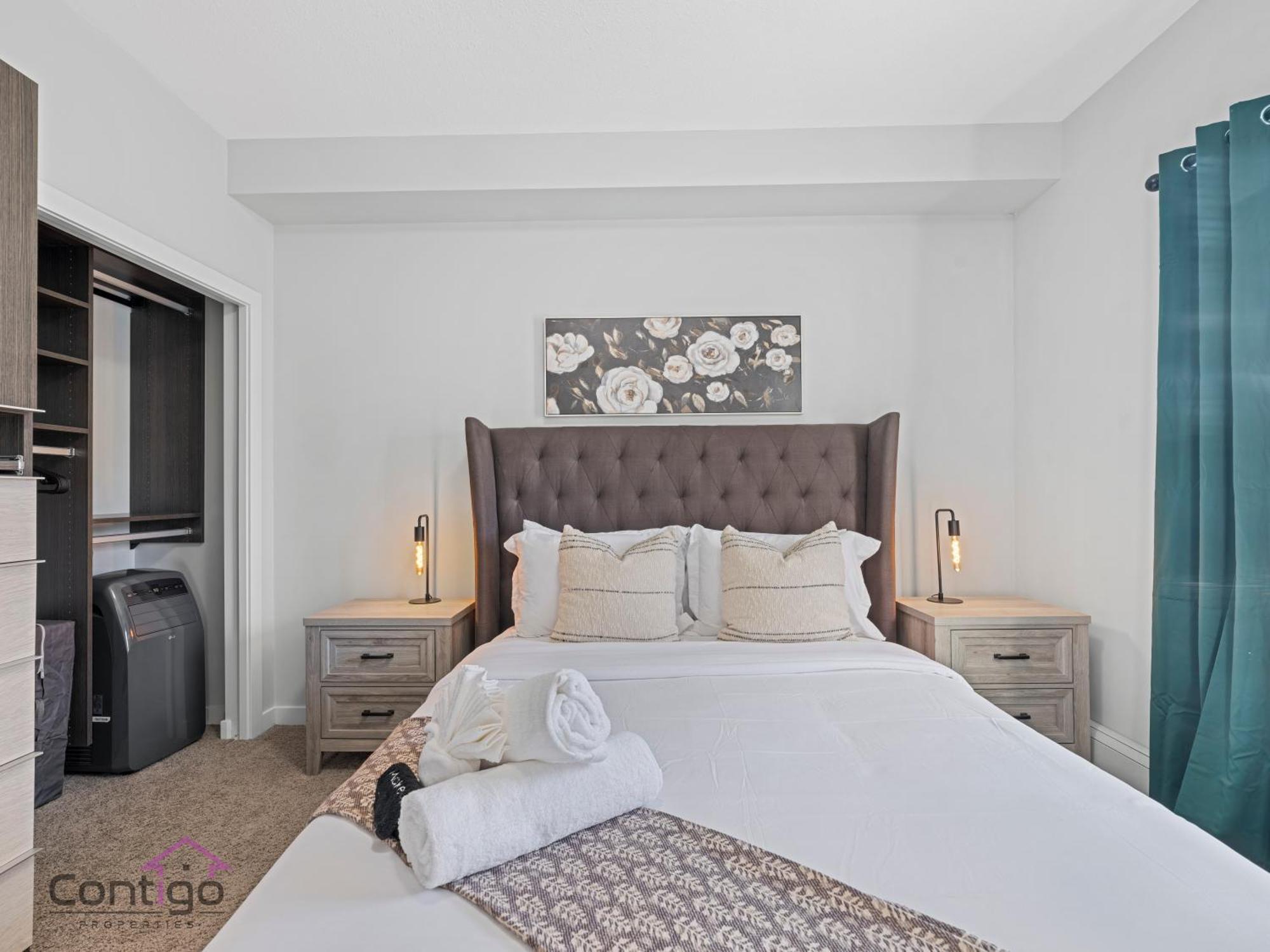 Studio Loft, 2 Bd, Ug Parking, 5 Min To Rogers! Edmonton Exterior photo