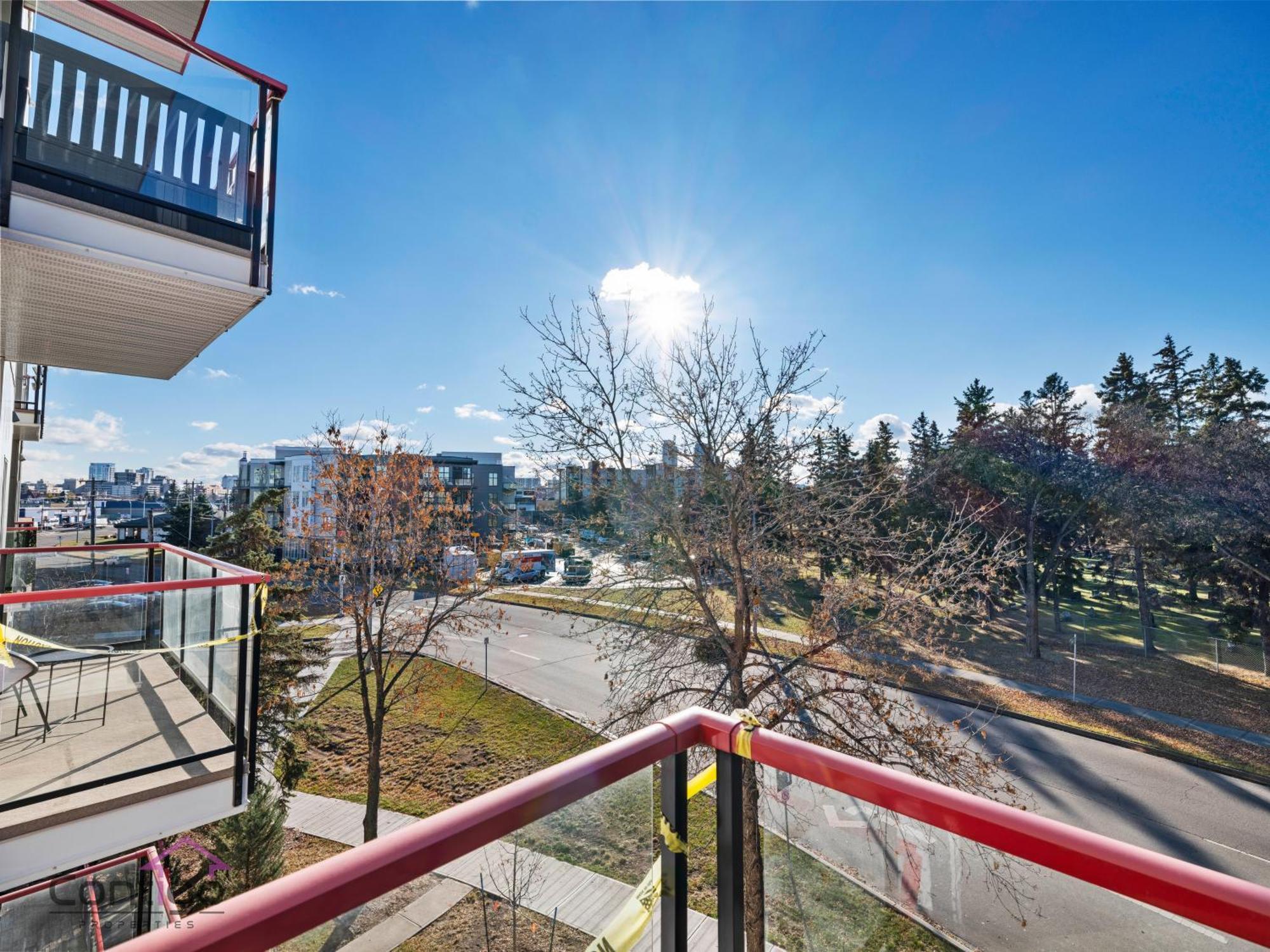 Studio Loft, 2 Bd, Ug Parking, 5 Min To Rogers! Edmonton Exterior photo